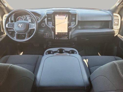 2026 RAM 2500 Tradesman Crew Cab 4x4 6'4' Box