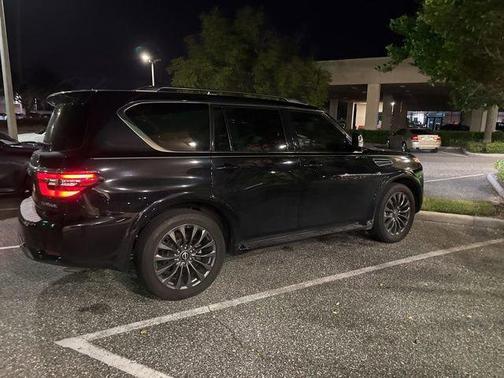 2021 Nissan Armada Platinum 2WD
