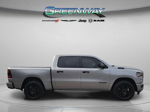 Billet Silver Metallic Clearcoat 2024 RAM 1500 Big Horn/Lone Star