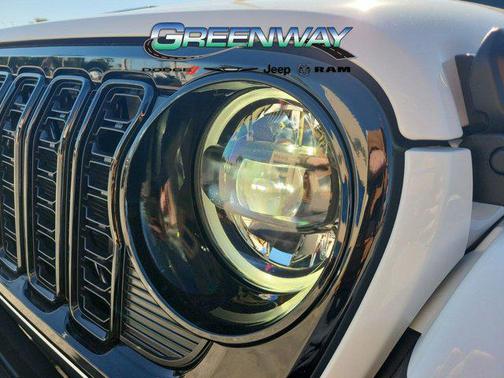 2026 Jeep Gladiator Willys 4x4