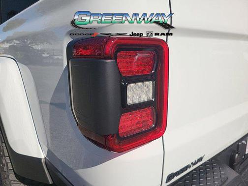 2026 Jeep Gladiator Willys 4x4