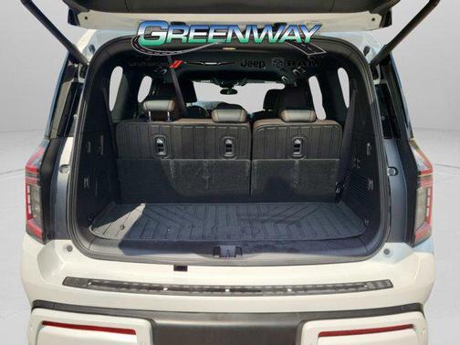 2025 Nissan Armada SL 2WD