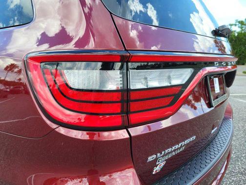 Octane Red Pearlcoat 2022 Dodge Durango GT RWD