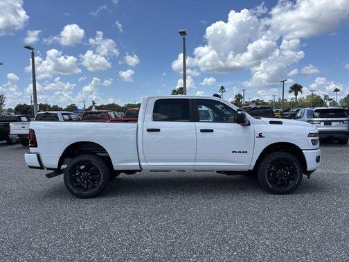2025 RAM 2500 Big Horn Crew Cab 4x4 6'4' Box