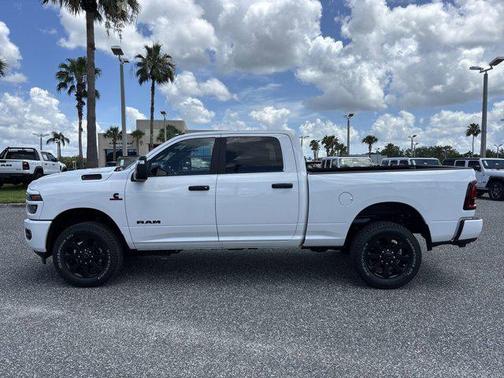 2025 RAM 2500 Big Horn Crew Cab 4x4 6'4' Box