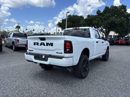 2025 RAM 2500 Big Horn Crew Cab 4x4 6'4' Box