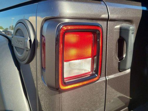 2020 Jeep Wrangler Unlimited Sport Altitude