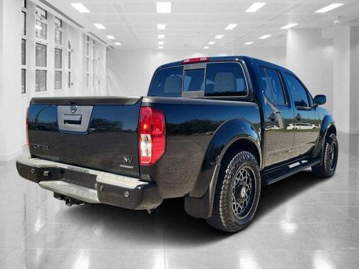 2021 Nissan Frontier SV