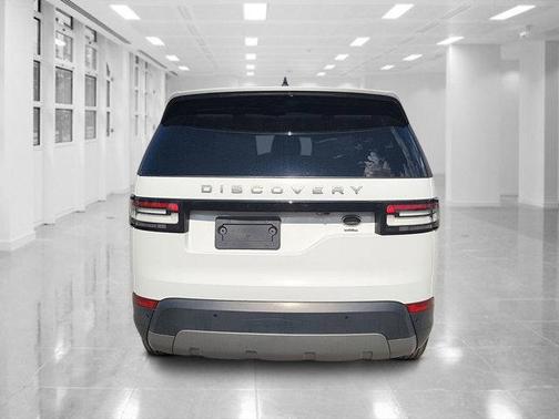 2018 Land Rover Discovery SE