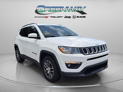 White Clearcoat 2018 Jeep Compass Latitude