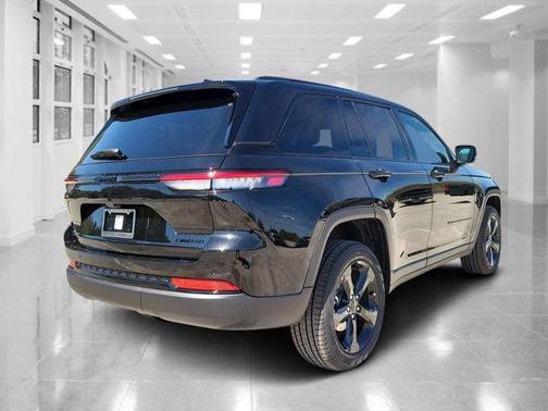 2025 Jeep Grand Cherokee Limited X