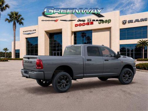 Ceramic Gray Clearcoat 2026 RAM 3500 Big Horn Crew Cab 4x4 6'4' Box