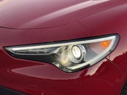 2020 Alfa Romeo Stelvio Sport