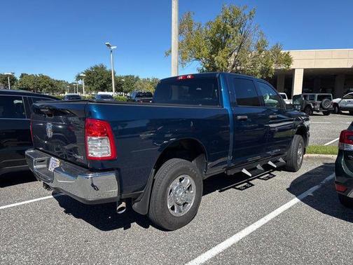 2024 RAM 2500 Tradesman Crew Cab 4x4 6'4' Box