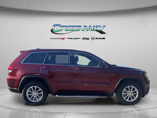 2022 Jeep Grand Cherokee Laredo