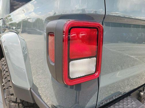 2025 Jeep Gladiator High Tide