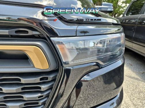 Diamond Black Crystal Pearlcoat 2026 RAM 1500 Big Horn/Lone Star