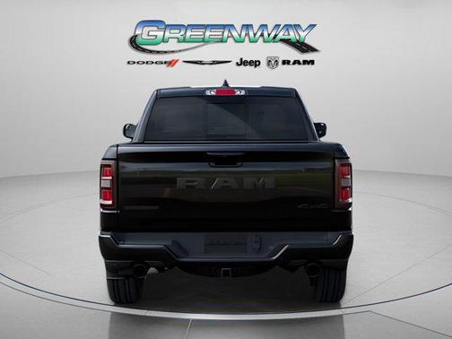 Diamond Black Crystal Pearlcoat 2026 RAM 1500 Big Horn/Lone Star