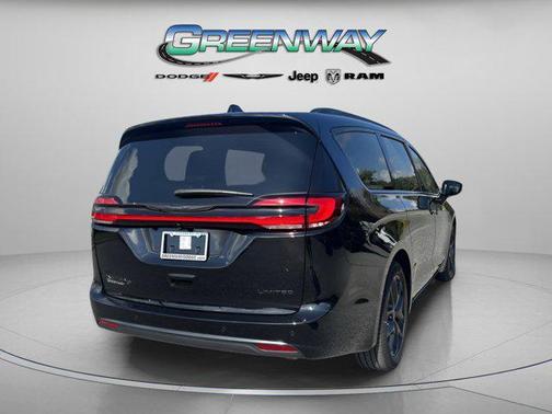 2026 Chrysler Pacifica Limited