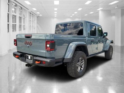 2025 Jeep Gladiator Mojave X