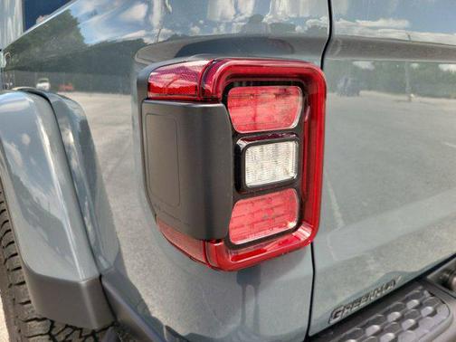 2025 Jeep Gladiator Mojave X