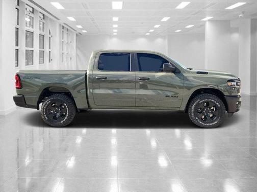 2026 RAM 1500 Warlock Crew Cab 4x4 5'7' Box