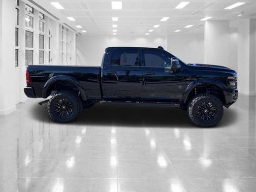 2025 RAM 2500 Laramie Crew Cab 4x4 6'4' Box