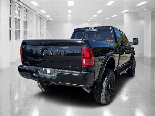2025 RAM 2500 Laramie Crew Cab 4x4 6'4' Box
