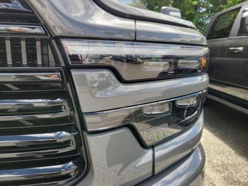 2025 RAM 2500 Laramie Crew Cab 4x4 6'4' Box