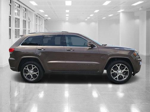 2018 Jeep Grand Cherokee Sterling Edition