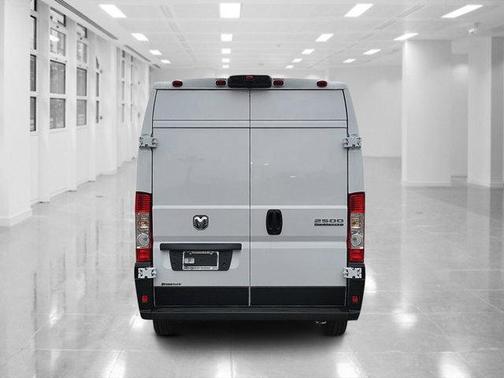 2025 RAM ProMaster 2500 Tradesman