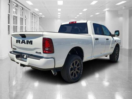 2025 RAM 2500 Big Horn Crew Cab 4x4 6'4' Box