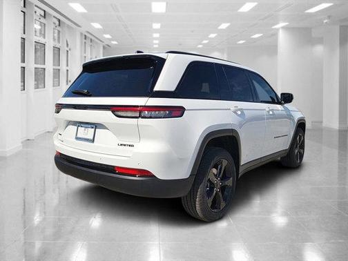 2025 Jeep Grand Cherokee Limited X