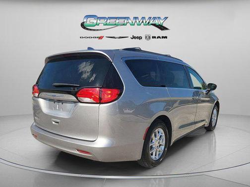 2020 Chrysler Voyager LXI