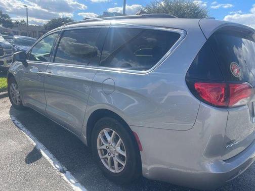 2020 Chrysler Voyager LXI