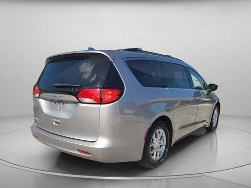2020 Chrysler Voyager LXI
