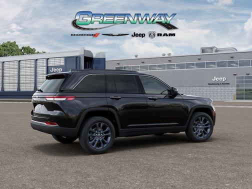 Diamond Black Crystal Pearlcoat 2026 Jeep Grand Cherokee 85th Anniversay Edition 4x4