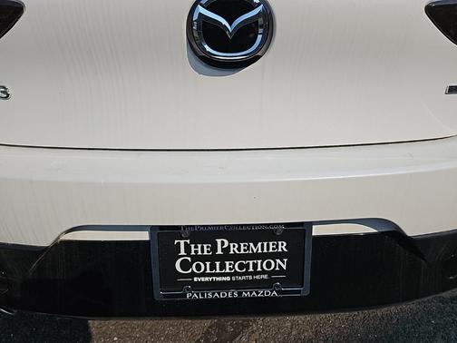 2025 Mazda Mazda3 FWD w/Preferred Package