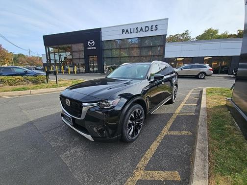 2024 Mazda CX-90 PHEV Premium Plus