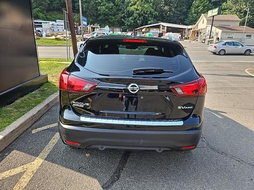 2019 Nissan Rogue Sport SV