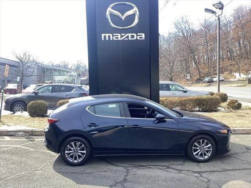 2022 Mazda Mazda3 FWD