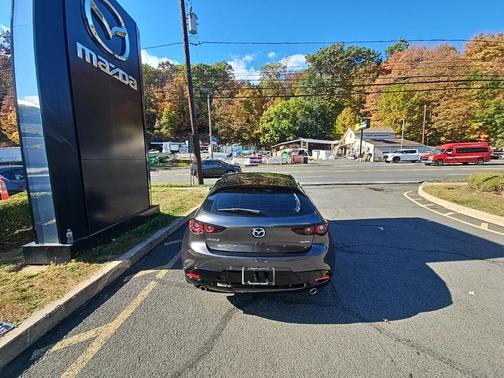 2025 Mazda Mazda3 FWD w/Preferred Package