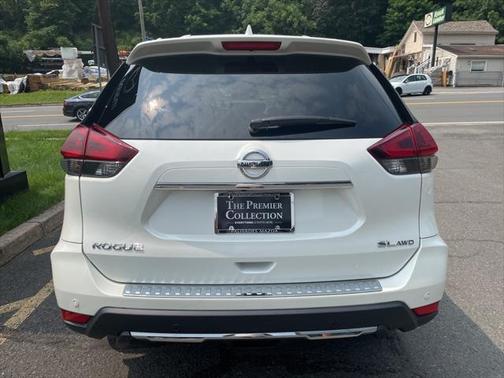 2020 Nissan Rogue SL