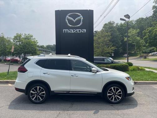 2020 Nissan Rogue SL