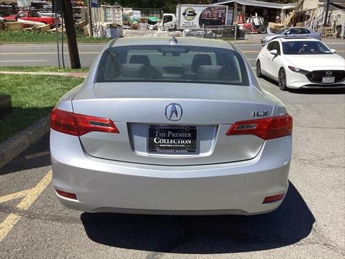 2013 Acura ILX 2.0L