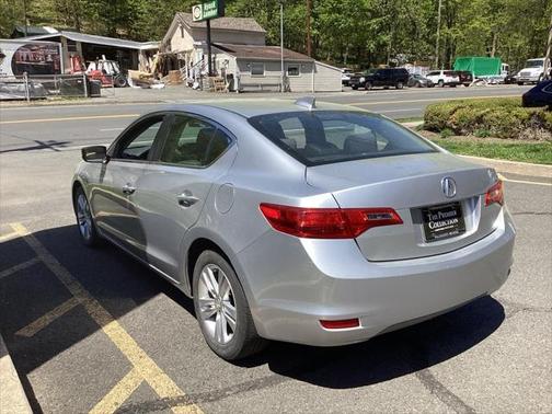 2013 Acura ILX 2.0L