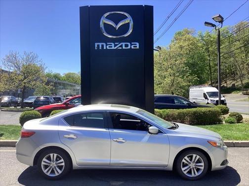 2013 Acura ILX 2.0L