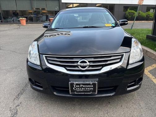 2010 Nissan Altima 3.5 SR