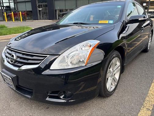 2010 Nissan Altima 3.5 SR