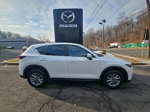 2023 Mazda CX-5 2.5 S Preferred Package